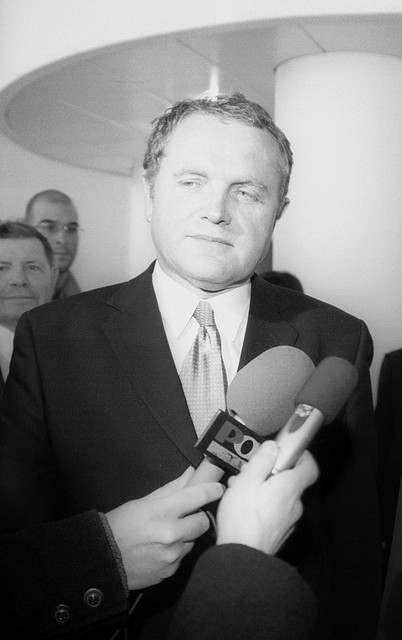 Metod Dragonja - predsednik uprave Leka, med letoma 1996 in 1999 minister za gospodarstvo Metod Dragonja - predsednik uprave Leka, med letoma 1996 in 1999 minister za gospodarstvo