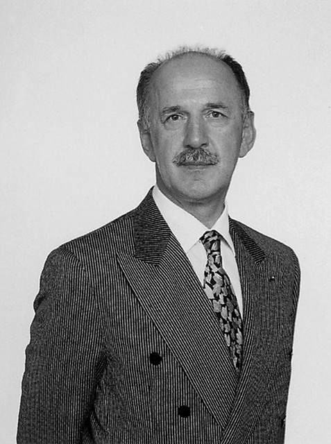 Boris Zakrajšek - član uprave NLB, član nadzornih svetov LBS New York, LHB Frankfurt, Banke Domžale, Dela, LB Maksima, SCT-ja, predsednik Odbojkarske zveze Slovenija, včasih generalni direktor in predsednik poslovnega sistema Stol (1983-93) Boris Zakrajšek - član uprave NLB, član nadzornih svetov LBS New York, LHB Frankfurt, Banke Domžale, Dela, LB Maksima, SCT-ja, predsednik Odbojkarske zveze Slovenija, včasih generalni direktor in predsednik poslovnega sistema Stol (1983-93)
