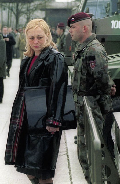 Spoznavanje z Nato standardi: Alja Brglez, direktorica Urada za informiranje Spoznavanje z Nato standardi: Alja Brglez, direktorica Urada za informiranje
