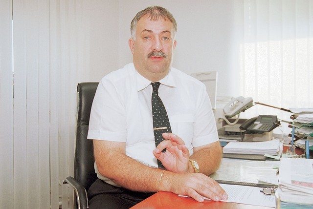 Šentjernejski župan Frane Hudoklin: 'Naši Romi so se opredelili za Slovence, zato ne razumem, zakaj bi potrebovali svojega svetnika.' Šentjernejski župan Frane Hudoklin: 'Naši Romi so se opredelili za Slovence, zato ne razumem, zakaj bi potrebovali svojega svetnika.'