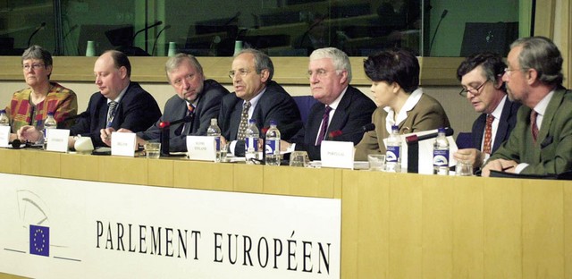 Naš Dimitrij Rupel na zasedanju konvencije o prihodnosti Evrope v Bruslju