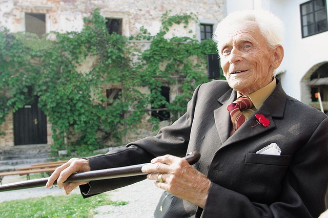 Franc Rus, vaški stražar Franc Rus, vaški stražar