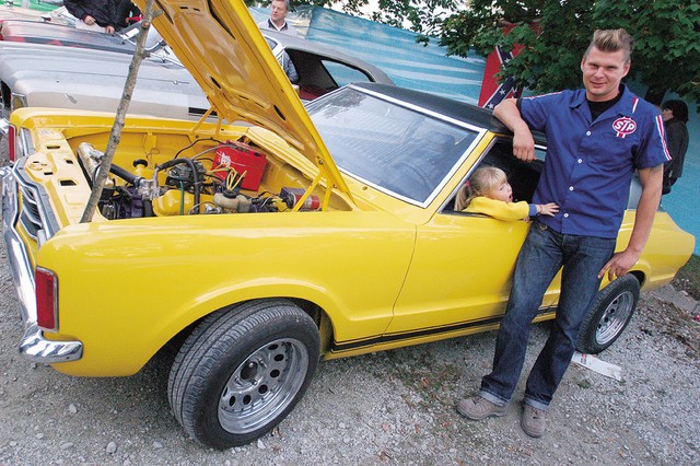 Taunus coupe, Matjaž in Kaja Taunus coupe, Matjaž in Kaja