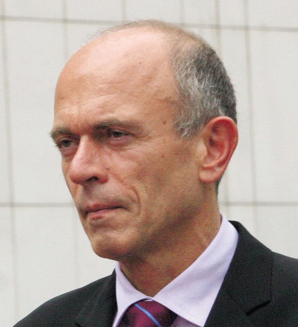Janez Drnovšek: 'Da je takrat lahko prišlo tudi do kakšne napake, pa je človeško. Bistveno je, če napake ugotovimo, da jih popravimo. Nikoli prej pa ni bilo v politiki ali v medijih o tem nič slišati, tudi ustavno sodišče ni takrat nič razsodilo.', Večer, 13. 12. Janez Drnovšek: 'Da je takrat lahko prišlo tudi do kakšne napake, pa je človeško. Bistveno je, če napake ugotovimo, da jih popravimo. Nikoli prej pa ni bilo v politiki ali v medijih o tem nič slišati, tudi ustavno sodišče ni takrat nič razsodilo.', Večer, 13. 12.