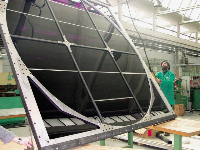Fluorescenčni detektor v detektorski centrali Fluorescenčni detektor v detektorski centrali