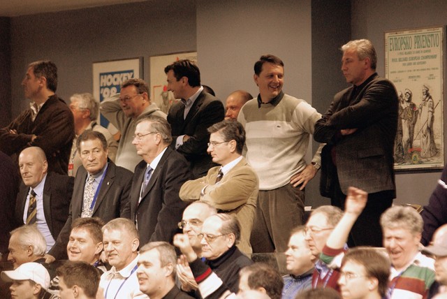 Častna loža jadranskih voditeljev: Milo Djukanović, Vladimir Šeks, Borut Pahor, Anton Rop in Ivo Sanader Častna loža jadranskih voditeljev: Milo Djukanović, Vladimir Šeks, Borut Pahor, Anton Rop in Ivo Sanader