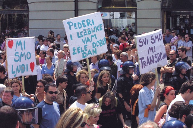 Dobro zavarovani mimohod