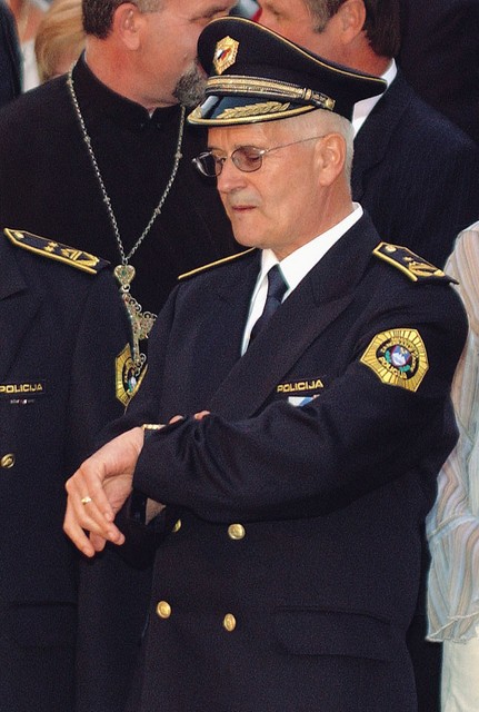 Odhajajoči: Andrej Anžič Odhajajoči: Andrej Anžič