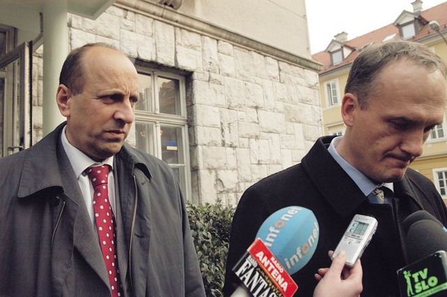 Kljubujoča pogajalca SLS: Presečnik in Podobnik Kljubujoča pogajalca SLS: Presečnik in Podobnik