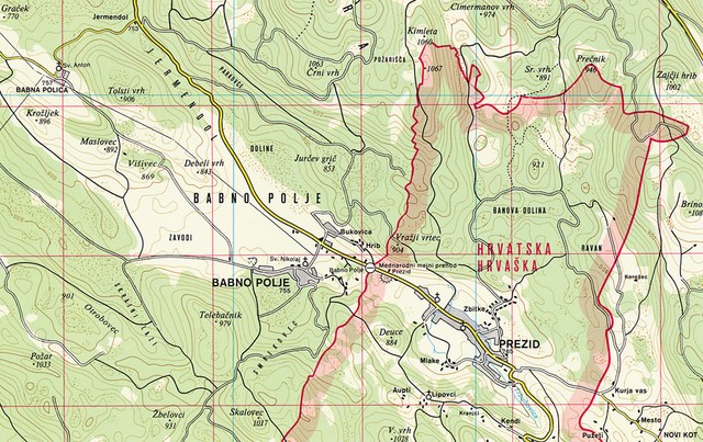 V samem mednožju slovenske kokoške V samem mednožju slovenske kokoške