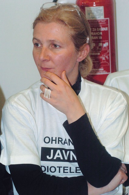 Sandra Bašić - Hrvatin'Predpostavljala bi, da bodo tudi pri nas tiste, ki plačujejo naročnino, vprašali, kakšen javni servis potrebujejo.' Sandra Bašić - Hrvatin'Predpostavljala bi, da bodo tudi pri nas tiste, ki plačujejo naročnino, vprašali, kakšen javni servis potrebujejo.'