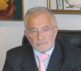 Dr. Peter Čeferin Dr. Peter Čeferin