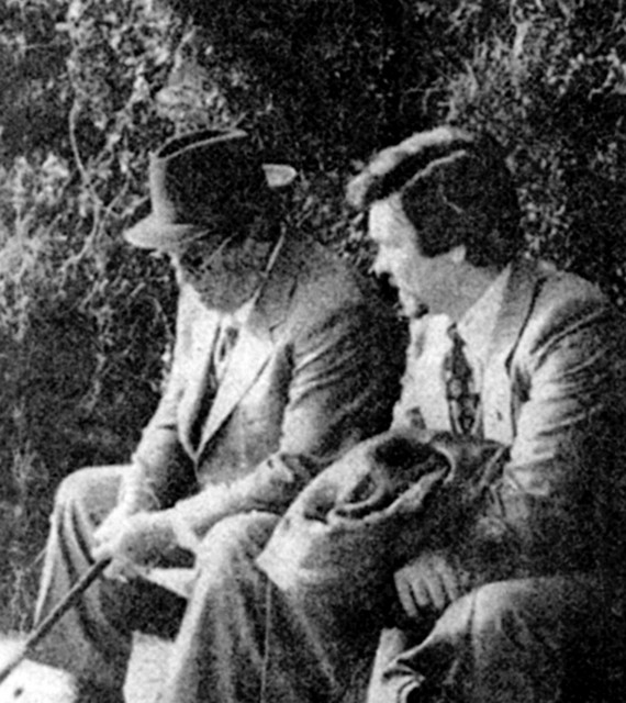... ter Tito in njun skupni sin Aleksander Miša ... ter Tito in njun skupni sin Aleksander Miša