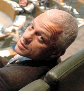 Drago Kos pravi, da bi predsednik vlade, če ne bi bil zaslepljen z maščevanjem, z lahkoto ugotovil, da obstoj takega organa zahtevajo mednarodne konvencije in da ga pozna kar nekaj držav. Drago Kos pravi, da bi predsednik vlade, če ne bi bil zaslepljen z maščevanjem, z lahkoto ugotovil, da obstoj takega organa zahtevajo mednarodne konvencije in da ga pozna kar nekaj držav.