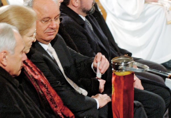 Prostovoljni prispevek Andreja Bajuka v Stolnici Prostovoljni prispevek Andreja Bajuka v Stolnici