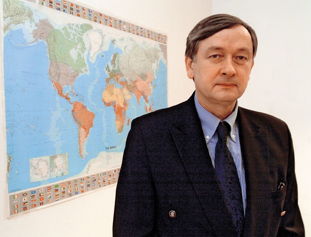Dr. Danilo Tuerk