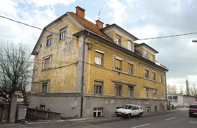 Denacionalizirano in prodano