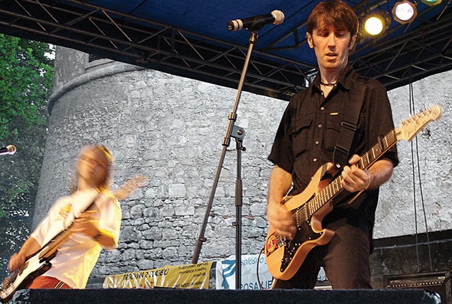 No Rules, rock, rhythm & blues iz Tuzle