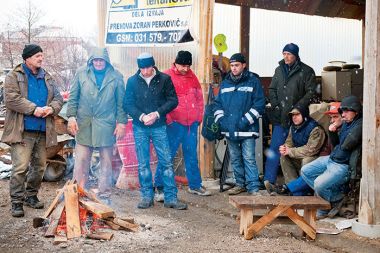 Gladovna stavka migrantskih delavcev v Kočevju 
