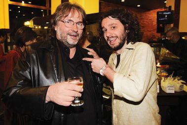 Vinko M&ouml;derndorfer in srbski režiser Stefan Arsenijević na slovenskem filmskem festivalu v Portorožu