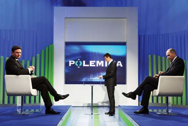 Kdo je bolj primeren za reševanje dolgega spora s Hrvaško: mednarodni politolog ali obramboslovec? Kdo je bolj primeren za reševanje dolgega spora s Hrvaško: mednarodni politolog ali obramboslovec?