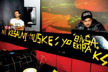Protestna Tape-art akcija