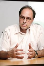 Mitja Gaspari, nekdanji guverner Banke Slovenije: &raquo;Zmeda, kakršno je glede NLB, Zavarovalnice Triglav in NKBM ustvarila zdajšnja vlada, se ne bo dala popraviti kar tako.&laquo;