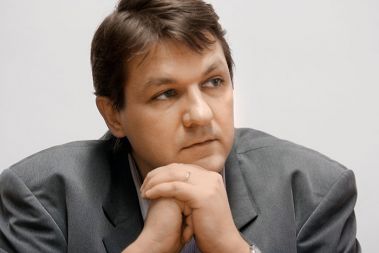 Janez Šušteršič, ekonomist: &ldquo;Če država ne bo zmanjšala svojega lastniškega deleža v NLB, za banko nikoli ne bo dobila dobrega kupca.&rdquo;