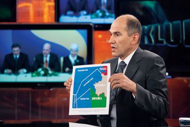 Janez Janša na televizijskem soočenju pred referendumom o arbitražnem sporazumu