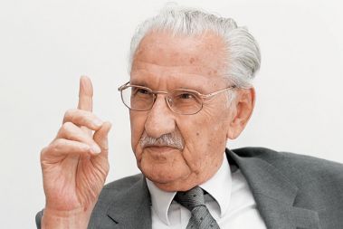 &raquo;Zavedam se, da je moj glas glas vpijočega v puščavi. Takšne ideje, češ, še Srbi imajo to ureditev, je populistično prijetno slišati. Toda s tem prestopamo Rubikon.&laquo; - Ljubo Bavcon, član sveta za kaznovalno pravo