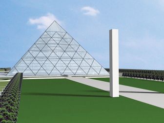 Simulacija Jelinčičeve 148-metrske piramide, katere gradnja bi, kot izhaja iz predštudije, stala skoraj milijardo evrov. Toliko kot šesti blok Termoelektrarne Šoštanj.