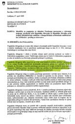 Janez Janša danes Pahorju očita, da arbitražni sporazum ne vsebuje tako imenovane zunanje pravičnosti. Toda v njegovih pogajalskih izhodiščih je bila zunanja pravičnost (ex aequo et bono) omenjena zgolj kot taktična možnost, če bi bilo treba pogajanja s Hrvaško prekiniti. Janez Janša danes Pahorju očita, da arbitražni sporazum ne vsebuje tako imenovane zunanje pravičnosti. Toda v njegovih pogajalskih izhodiščih je bila zunanja pravičnost (ex aequo et bono) omenjena zgolj kot taktična možnost, če bi bilo treba pogajanja s Hrvaško prekiniti.