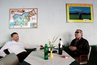 | © Borut Krajnc /media/www/slike.old/mladina/vecerja3bk.jpg