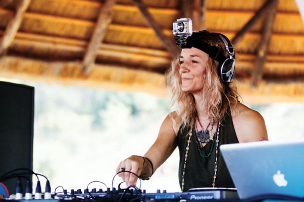 PSY TRANCE FESTIVAL O.Z.O.R.A., MADŽARSKA : DJANE GABY – SLOVENKA MED NASTOPAJOČIMI | Boris B. Voglar