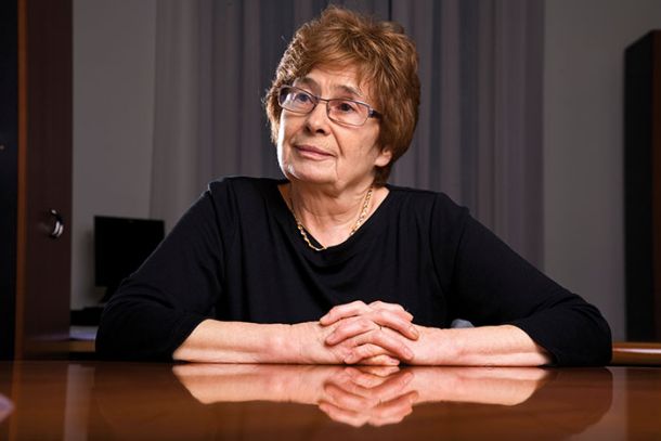 Svet kot zarota v drugo