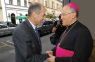 &ldquo;Slovenski škofje zato tudi ob teh volitvah pozivamo vse vernike, naj izpolnijo svojo dolžnost in se udeležijo volitev.&rdquo;